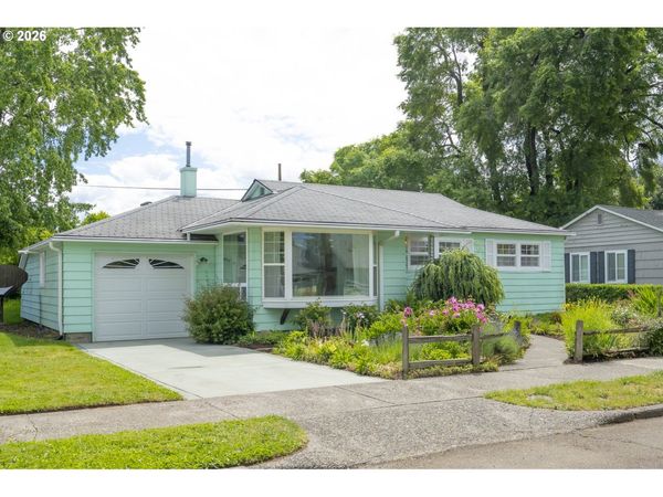 10910 NE HANCOCK ST, Portland, OR 97220