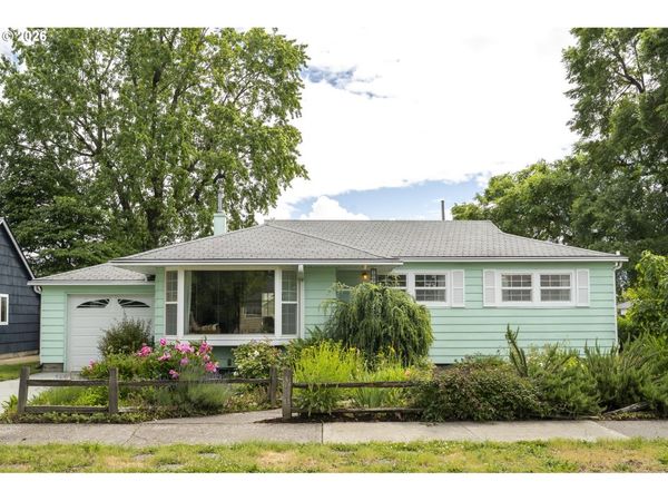 10910 NE HANCOCK ST, Portland, OR 97220