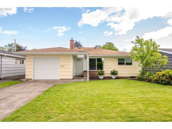 2943 MAGNOLIA ST, Longview, WA 98632