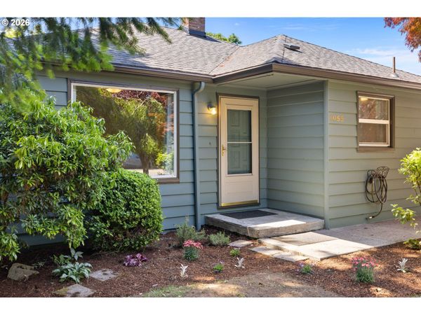 1053 SE BARNES RD, Gresham, OR 97080
