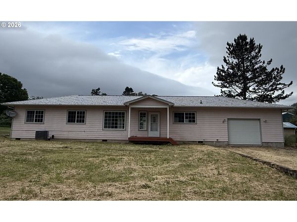 151 E DATE ST, Powers, OR 97466