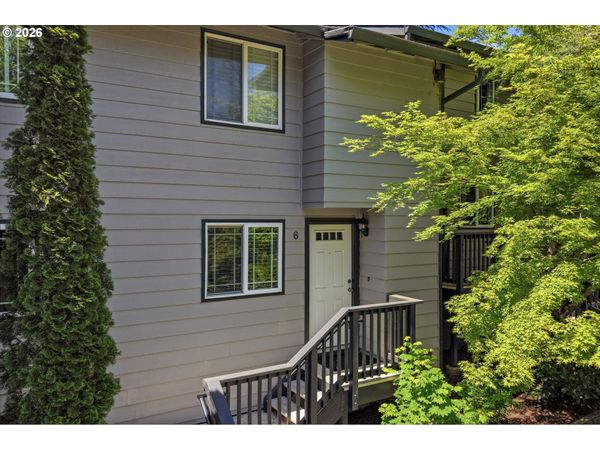 29750 SW COURTSIDE DR, Unit 6, Wilsonville, OR 97070
