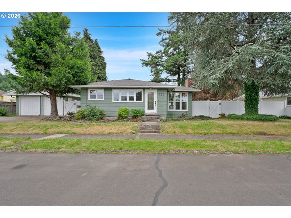 821 CEDAR ST, Sweet Home, OR 97386