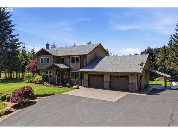 25699 S SPRINGWATER RD, Estacada, OR 97023