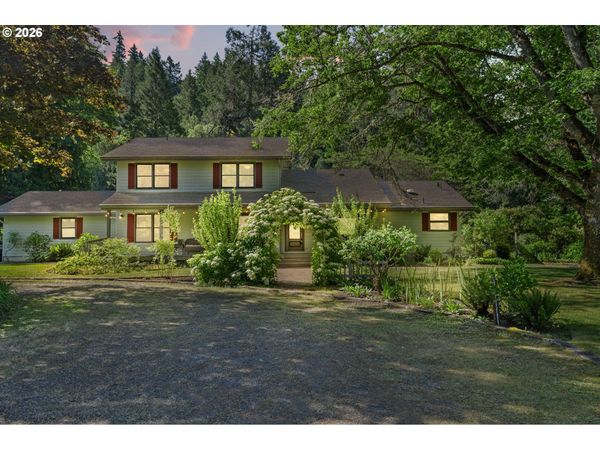 42086 HOLDEN CREEK LN, Springfield, OR 97478