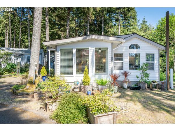 3700 N HIGHWAY 101, Depoe Bay, OR 97341