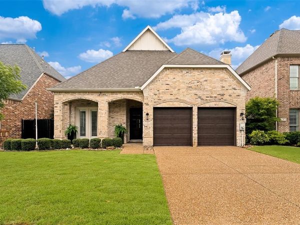 45 Secluded Pond Drive, Frisco, TX 75034