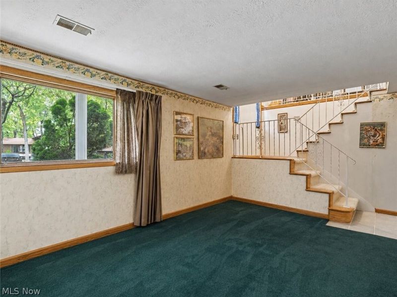 3856 Moonglo Street NW, Uniontown, OH 44685 Photo 21