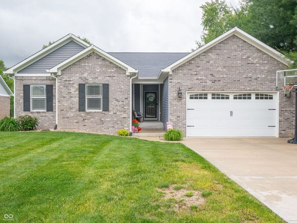249 Patriots Landing , Coatesville, IN 46128