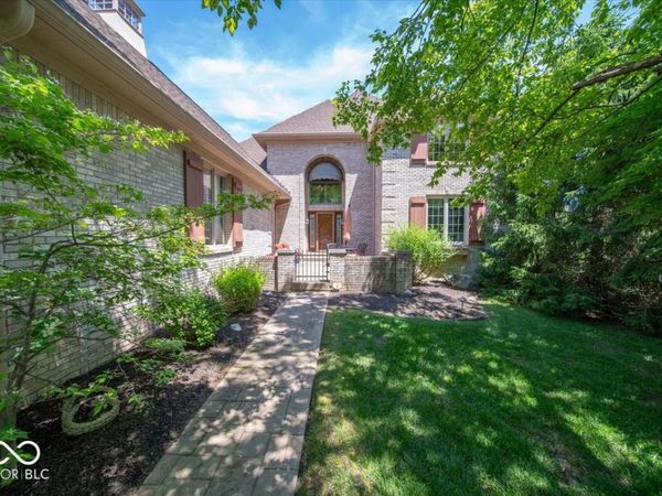 5424 Woodfield Drive N, Carmel, IN 46033