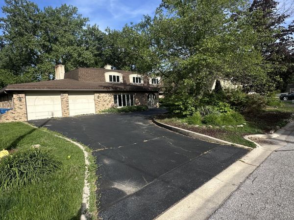 2621 Hickory Drive, Dyer, IN 46311