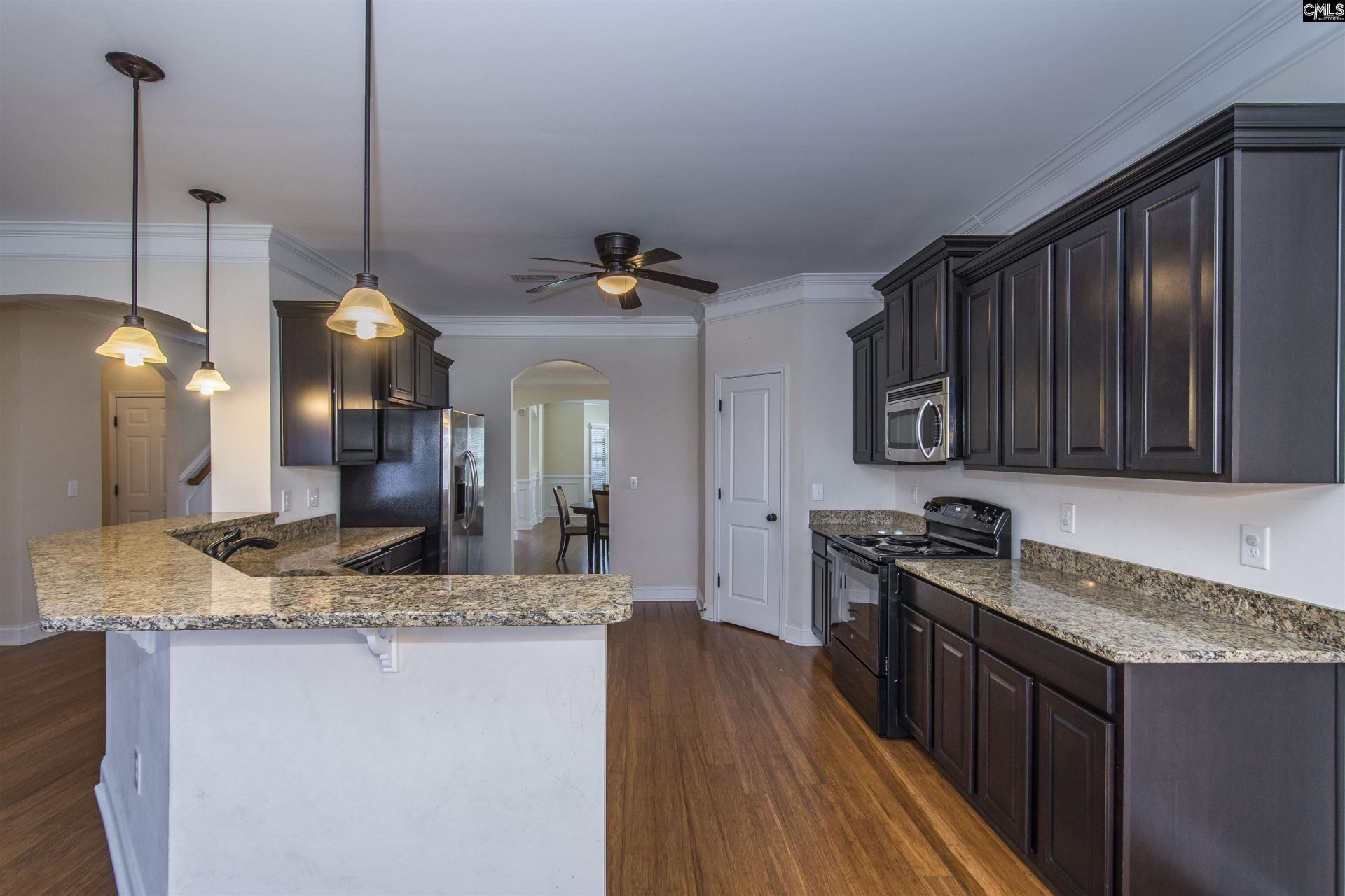 199 Rossmore Drive  Photo 14