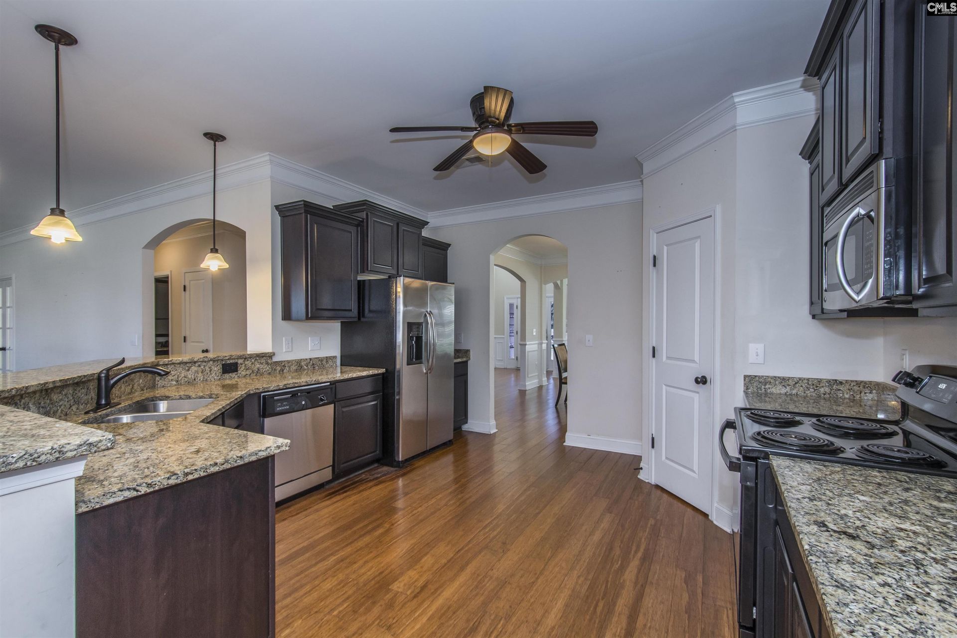 199 Rossmore Drive  Photo 16