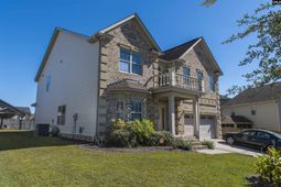199 Rossmore Drive  photo 4