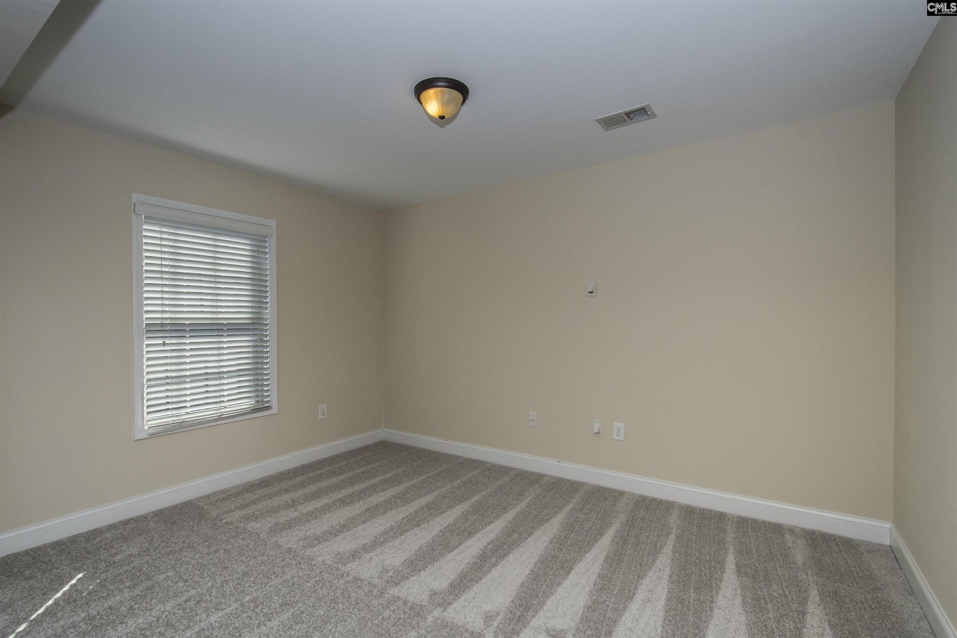 199 Rossmore Drive  Photo 40