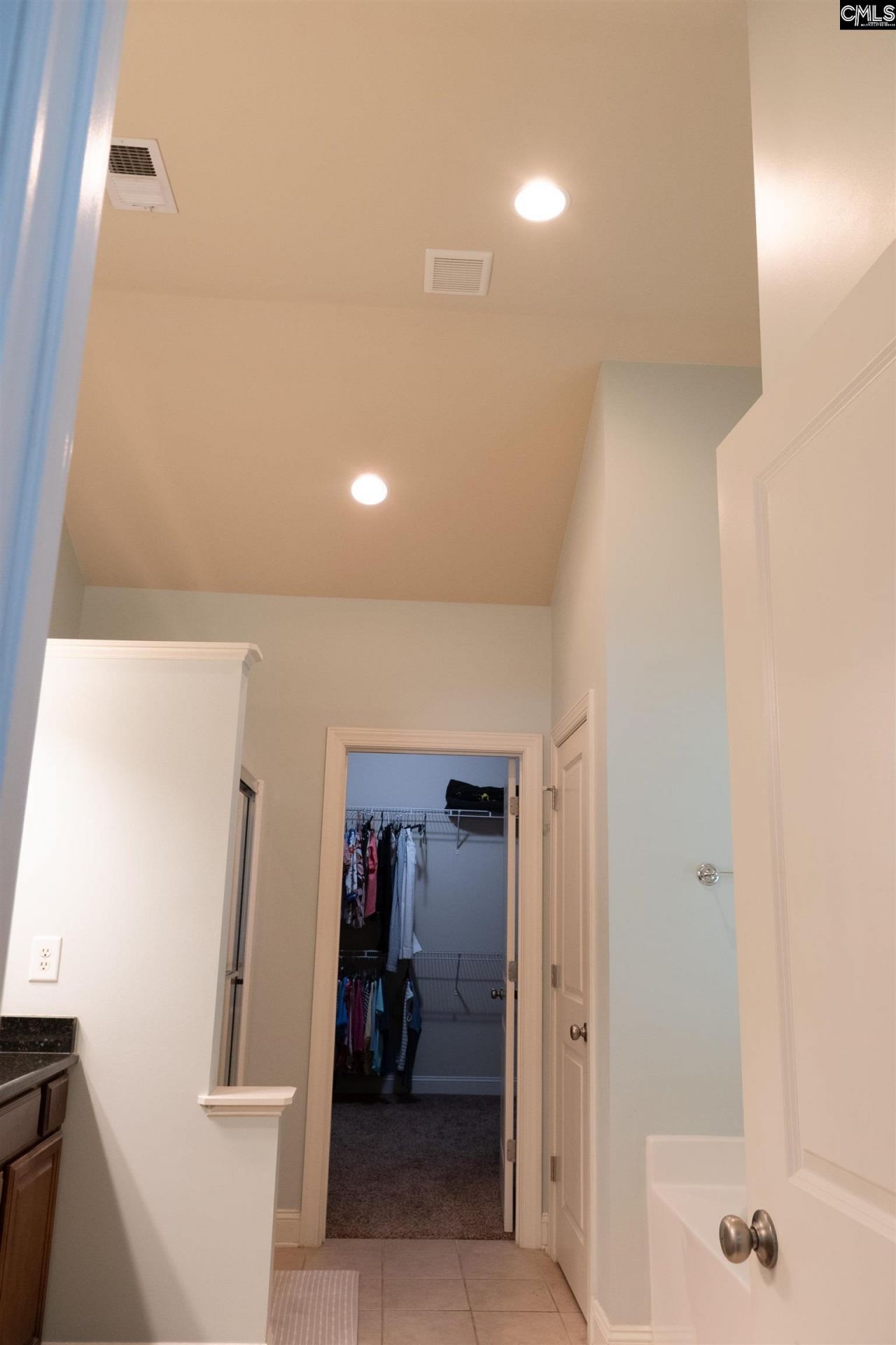 211 Bronze Drive Photo 13