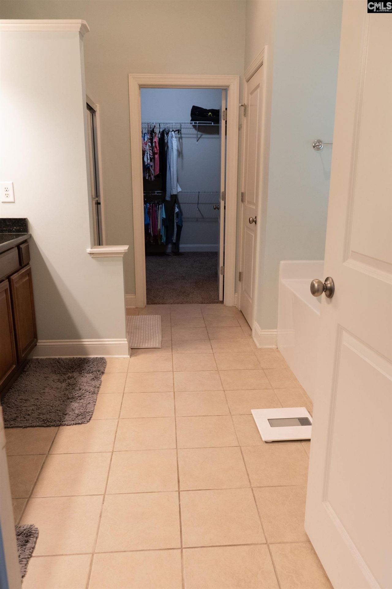 211 Bronze Drive Photo 14