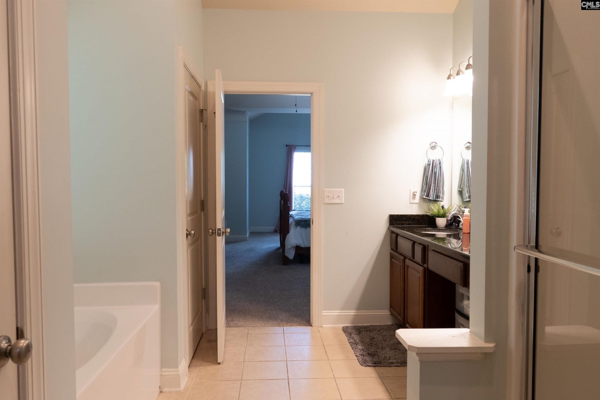211 Bronze Drive Photo 16