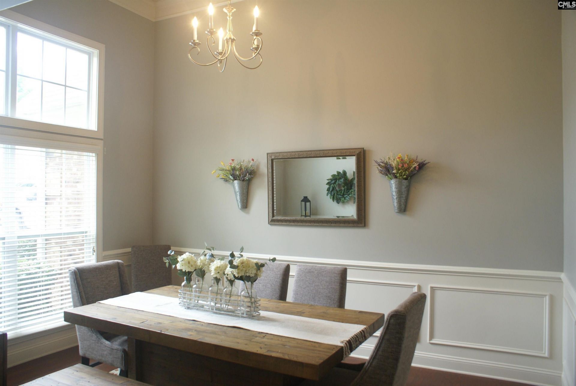 211 Bronze Drive  Photo 4