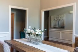 211 Bronze Drive photo 4