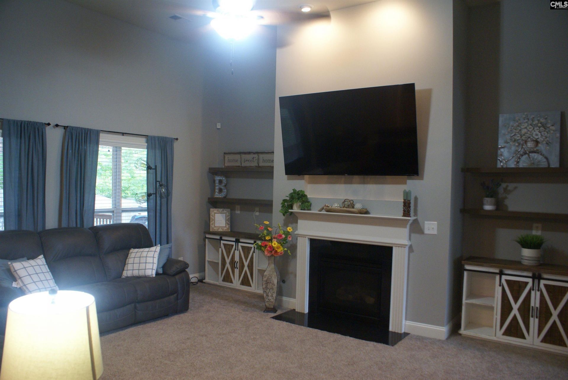 211 Bronze Drive  Photo 7