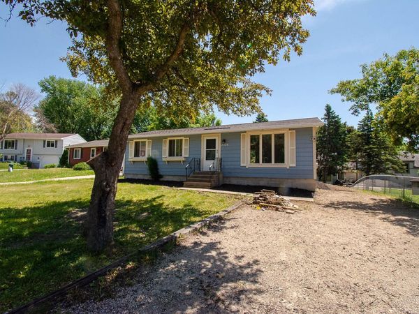 2526 Carla Lane NW, Rochester, MN 55901