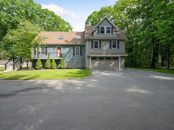 50 Melrose Ave, Tewksbury, MA 01876