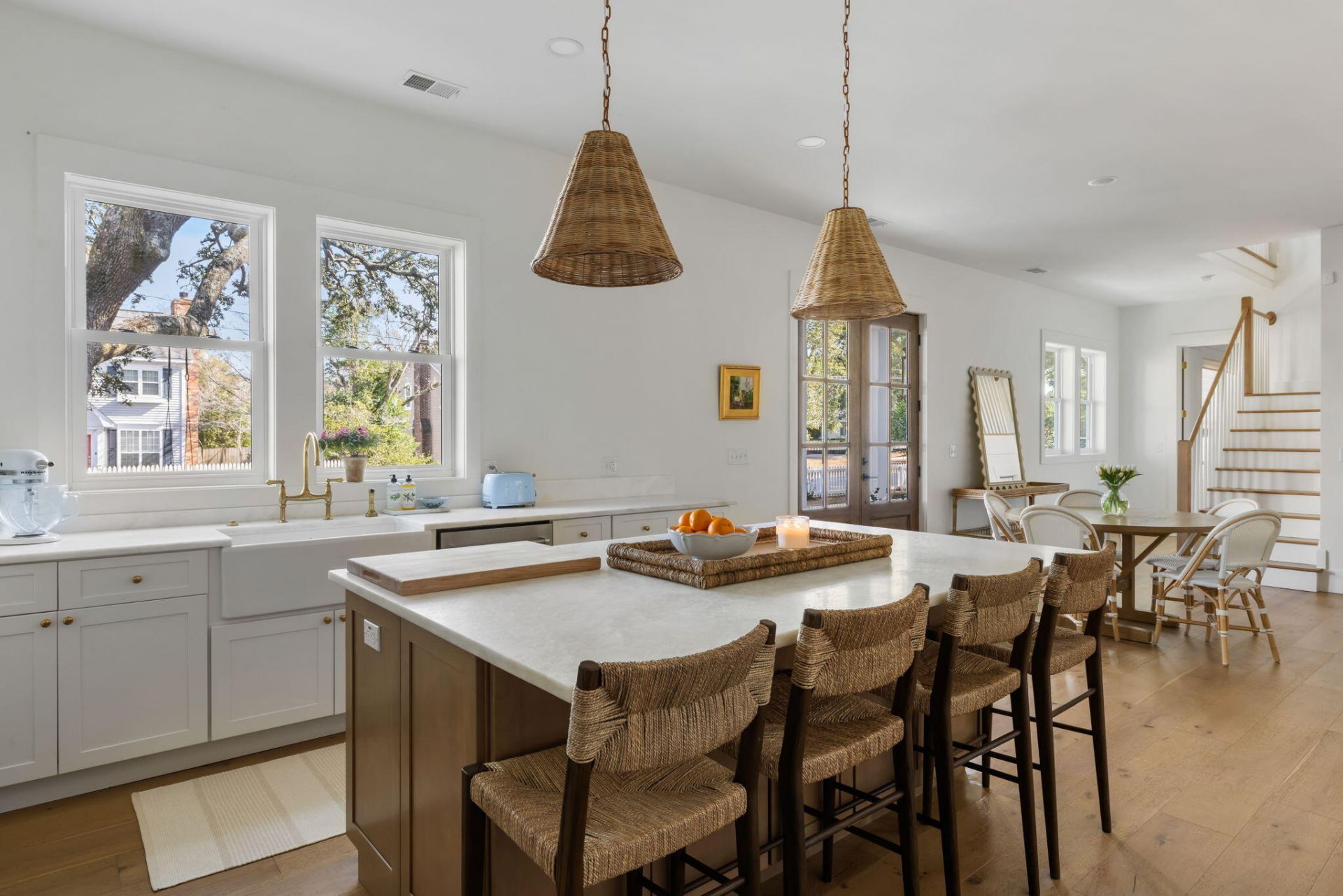 1331 Pherigo Street Photo 8