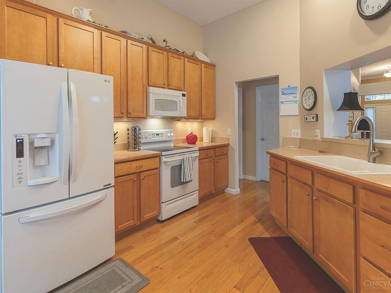 6226 Shady Creek Way, Fairfield Twp, OH 45011 Photo 12