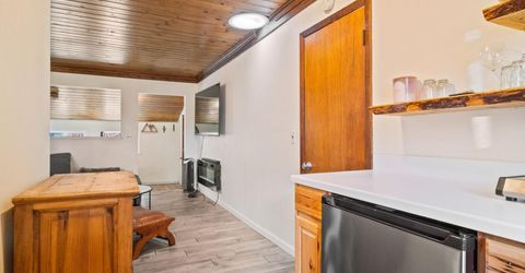 3720 Terrace Drive, South Lake Tahoe, CA 96150 Photo