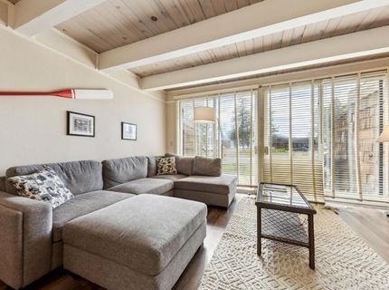 357 Ala Wai Boulevard, Unit 209, South Lake Tahoe, CA 96150 Photo