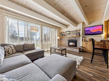 357 Ala Wai Boulevard, Unit 209, South Lake Tahoe, CA 96150 Photo