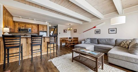 357 Ala Wai Boulevard, Unit 209, South Lake Tahoe, CA 96150 Photo