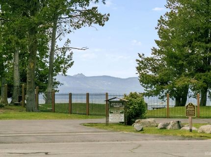 357 Ala Wai Boulevard, Unit 209, South Lake Tahoe, CA 96150 Photo