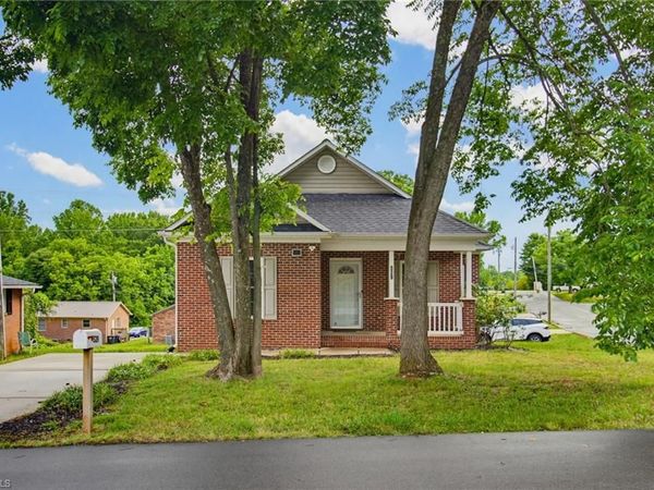 529 Meredith Avenue, Lexington, NC 27292