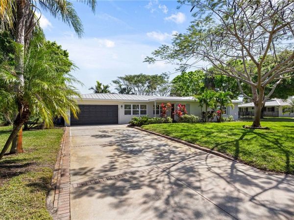 2506 Fairway Drive, Vero Beach, FL 32960
