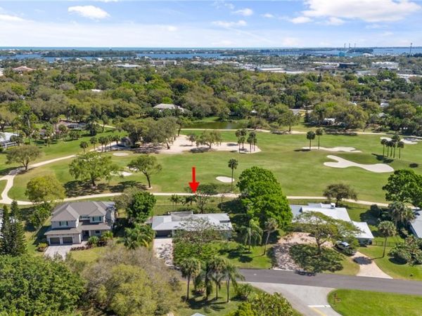 2506 Fairway Drive, Vero Beach, FL 32960
