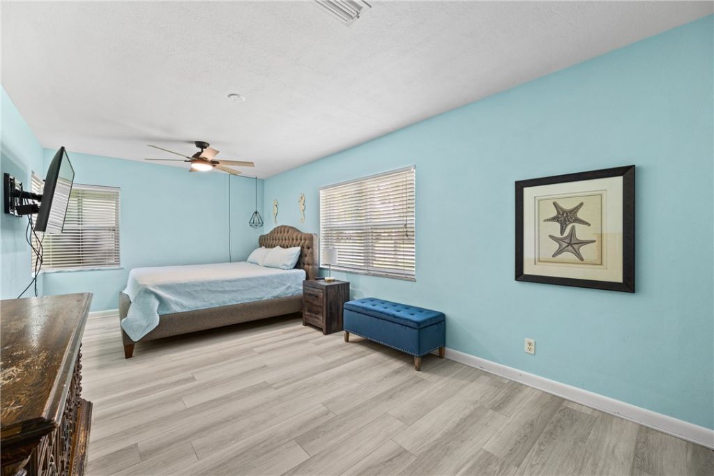 2506 Fairway Drive, Vero Beach, FL 32960 Photo