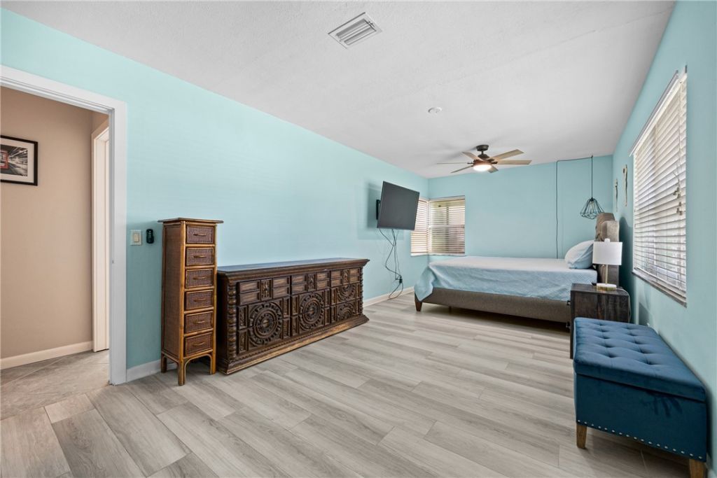 2506 Fairway Drive, Vero Beach, FL 32960 Photo