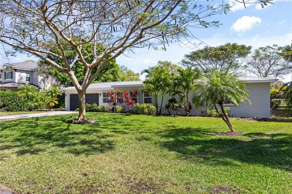 2506 Fairway Drive, Vero Beach, FL 32960 Photo