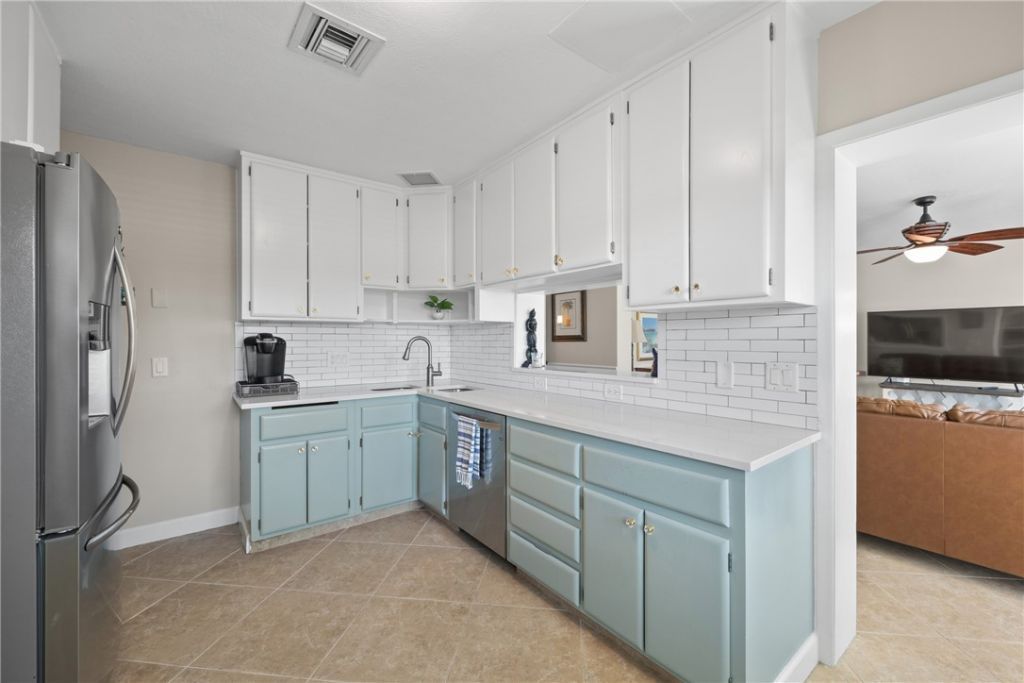 2506 Fairway Drive, Vero Beach, FL 32960 Photo