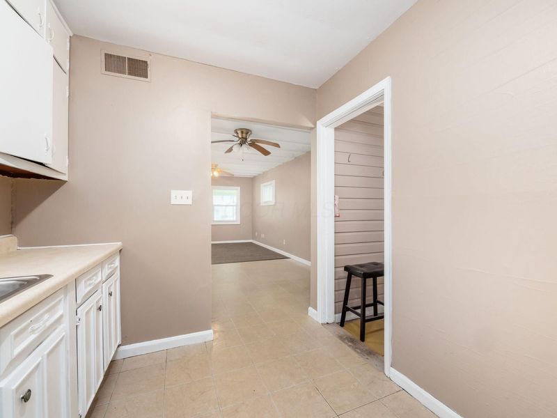 839 Wellington Boulevard , Columbus, OH 43219 Photo 15