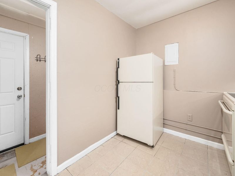839 Wellington Boulevard , Columbus, OH 43219 Photo 17