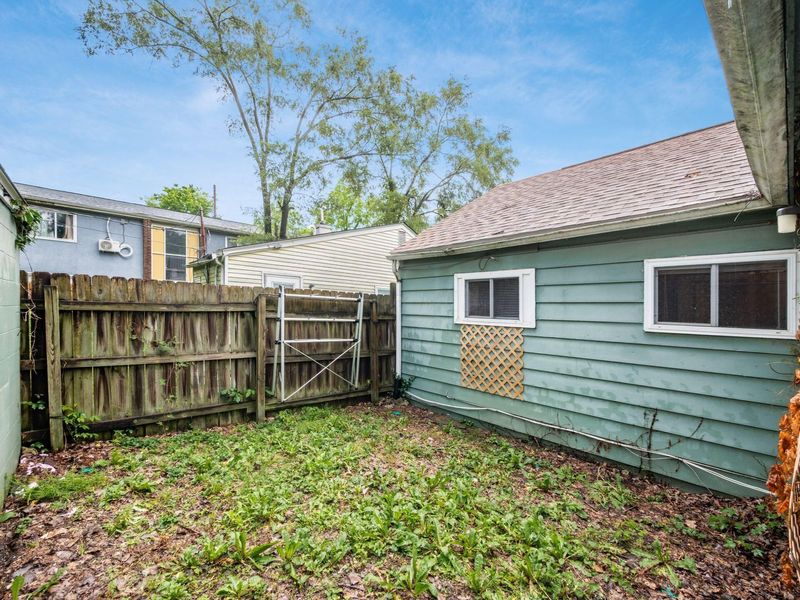 839 Wellington Boulevard , Columbus, OH 43219 Photo 30