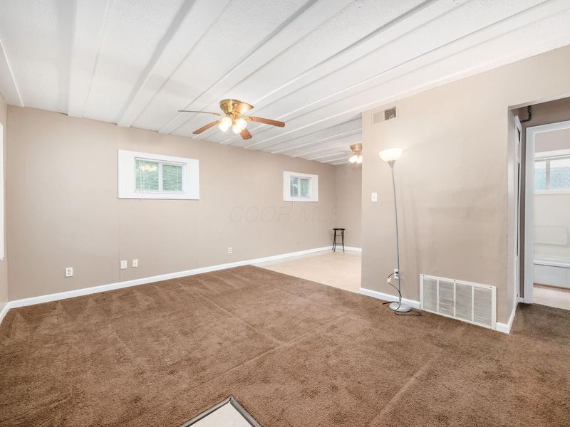 839 Wellington Boulevard , Columbus, OH 43219 Photo 6