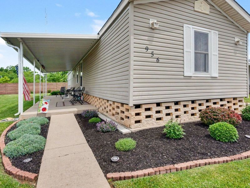 956 Scarlett Lane , Columbus, OH 43207 Photo 2
