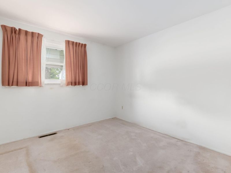 6033 Balboa Road , Westerville, OH 43081 Photo 22