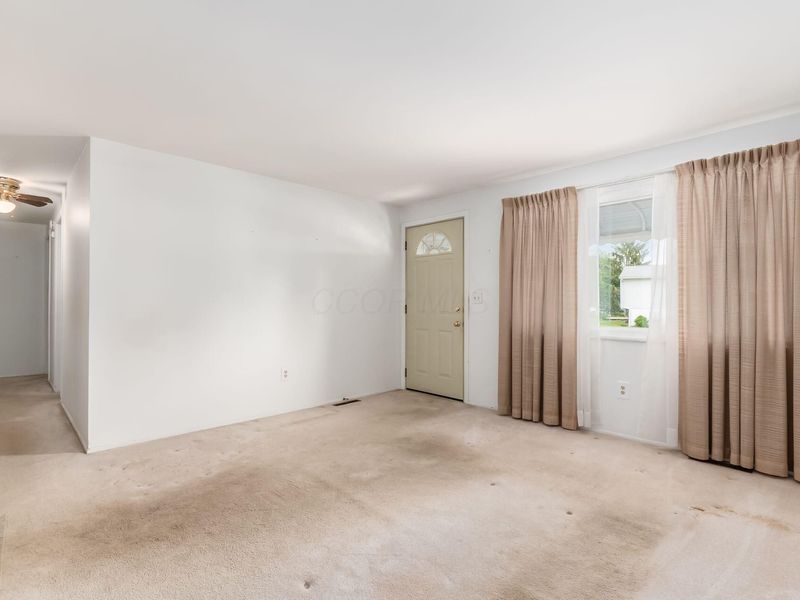 6033 Balboa Road , Westerville, OH 43081 Photo 7