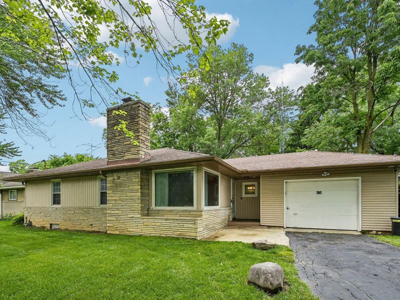 476 Clark State Road , Columbus, OH 43230 Photo 1