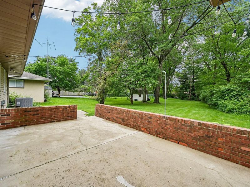 476 Clark State Road , Columbus, OH 43230 Photo 22